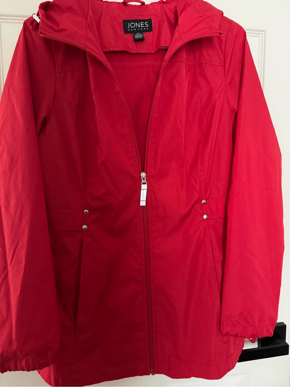 Jones New York Women's Hooded Rain Jacket / Windbreaker - Red